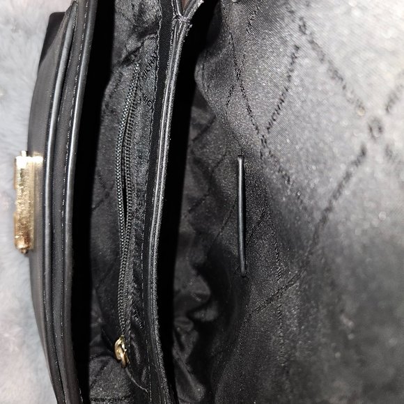 Michael Kors Purse - Picture 3 of 7